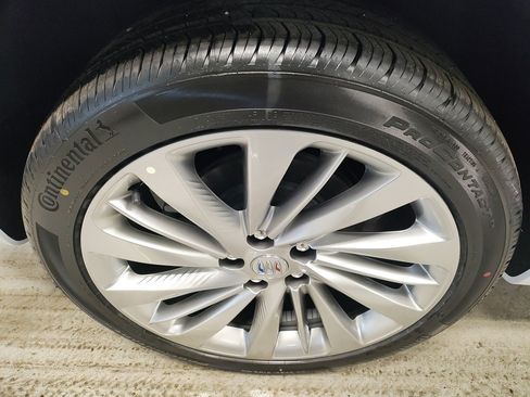 New 2026 Buick Envision Avenir image 3