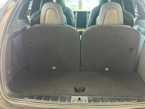 Used 2018 Tesla Model X 100D image 22