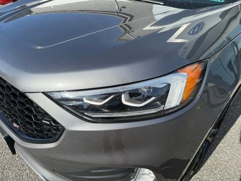 Used 2023 Ford Escape ST-Line Select w/ Tech Pack #2 image 5