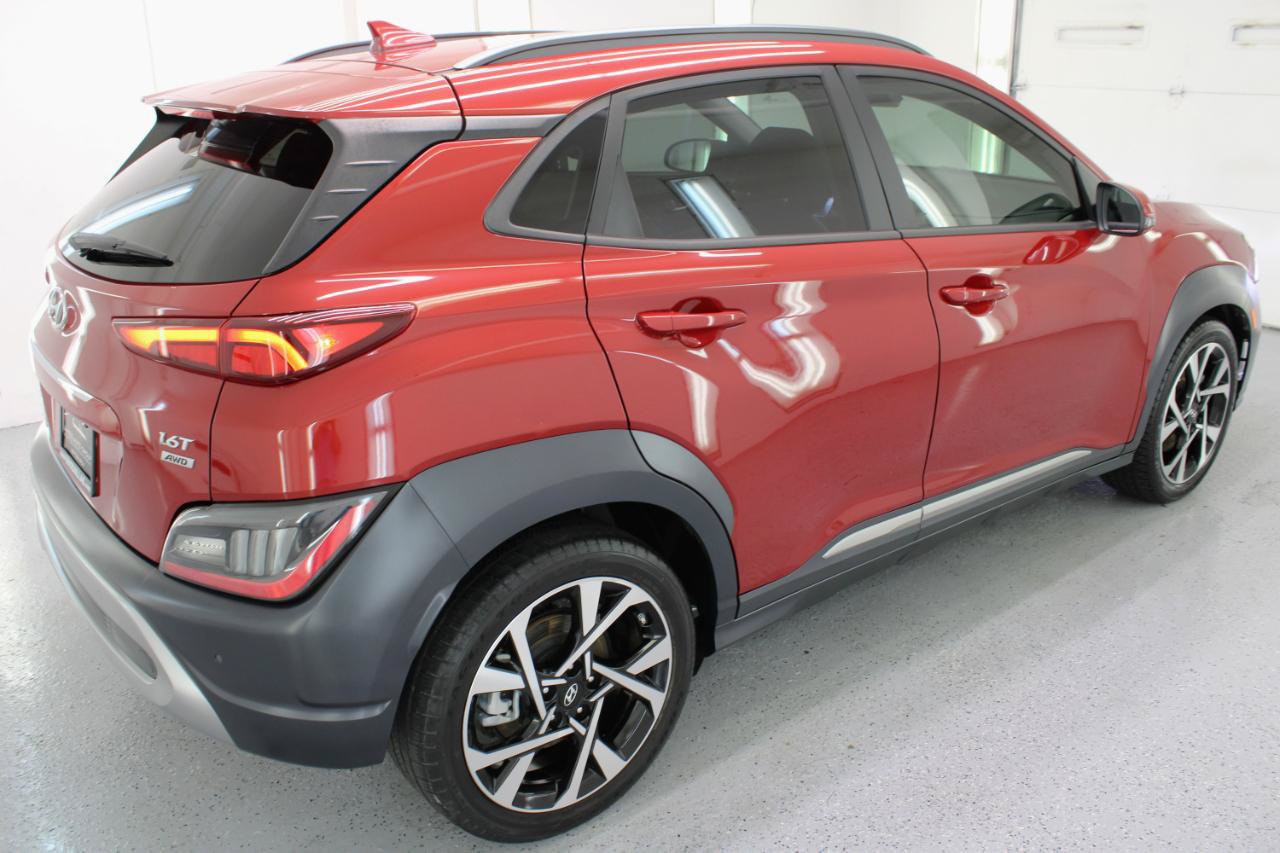 Used 2023 Hyundai Kona Limited AWD/4WD image 14