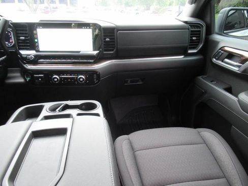 Used 2024 GMC Sierra 1500 Elevation w/ LPO, Elevation Black Package AWD/4WD image 13