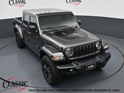 Used 2025 Jeep Gladiator Sport
