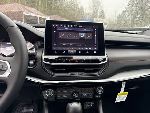 New 2026 Jeep Compass Trailhawk image 22