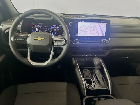 Used 2025 Chevrolet Colorado W/T w/ WT Convenience Package II image 22