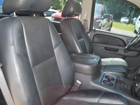 Used 2013 GMC Sierra 1500 SLT w/ SLT Convenience Package AWD/4WD image 24