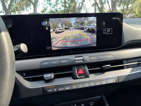 Used 2025 Kia K4 FWD image 16