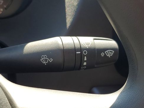 Used 2025 RAM ProMaster 2500 w/ Convenience Group image 13