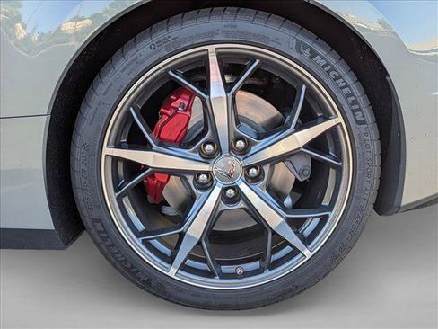 Used 2022 Chevrolet Corvette Stingray Convertible w/ 1LT RWD image 18