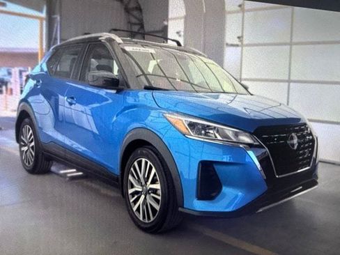 Certified 2023 Nissan Kicks SV w/ Interior Electronics Package FWD image 18