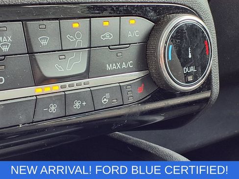 Certified 2022 Ford Escape SE w/ Convenience Package FWD image 3