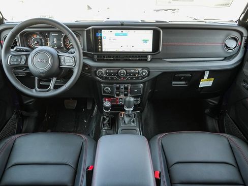 New 2026 Jeep Wrangler Unlimited Rubicon AWD/4WD image 13
