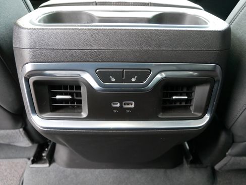 Used 2025 Chevrolet Silverado 1500 High Country w/ Technology Package image 12