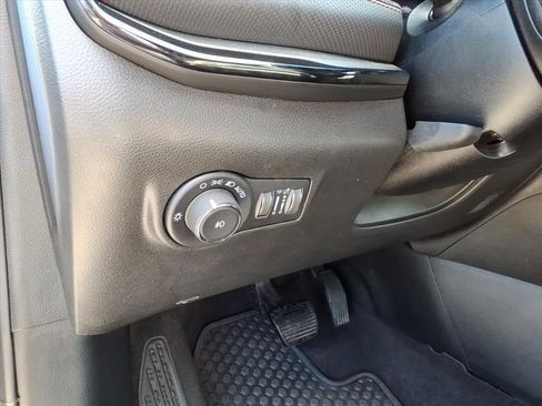 Used 2025 Jeep Compass Trailhawk w/ Trailhawk Elite Group image 17