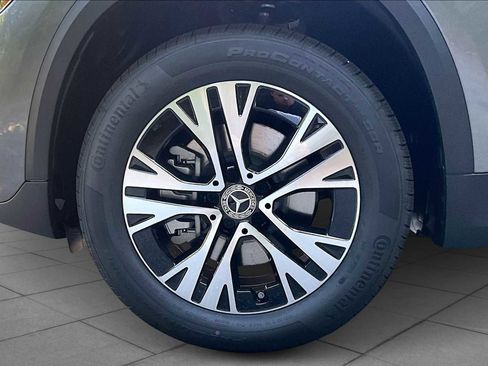 New 2026 Mercedes-Benz GLA 250 4MATIC image 16