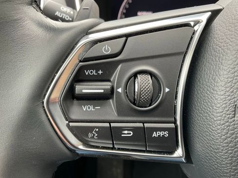 Used 2023 Acura MDX SH-AWD image 13