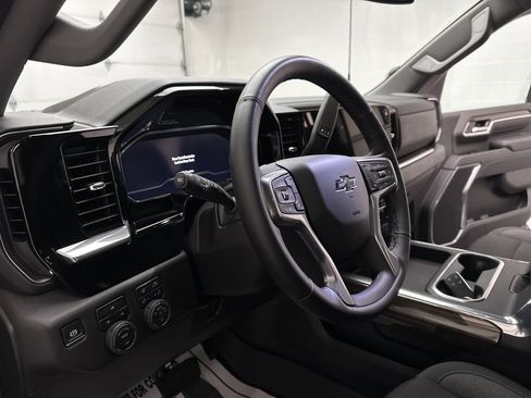 Used 2025 Chevrolet Silverado 2500 LT w/ Trail Boss Package image 20