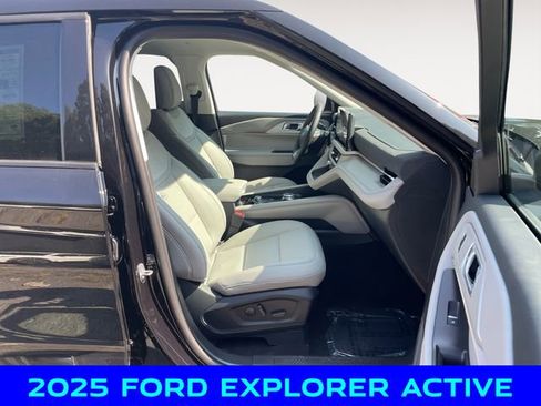New 2025 Ford Explorer Active w/ Active Comfort Package image 15