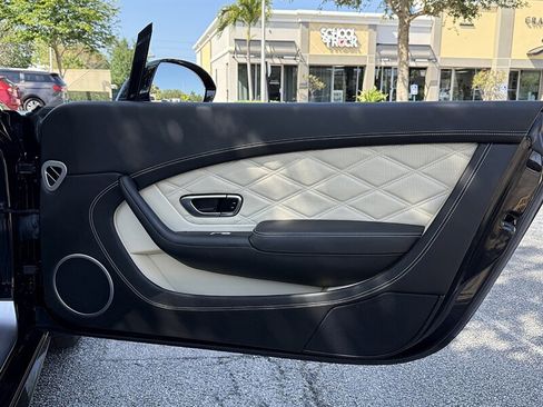 Used 2014 Bentley Continental GT V8 S image 19