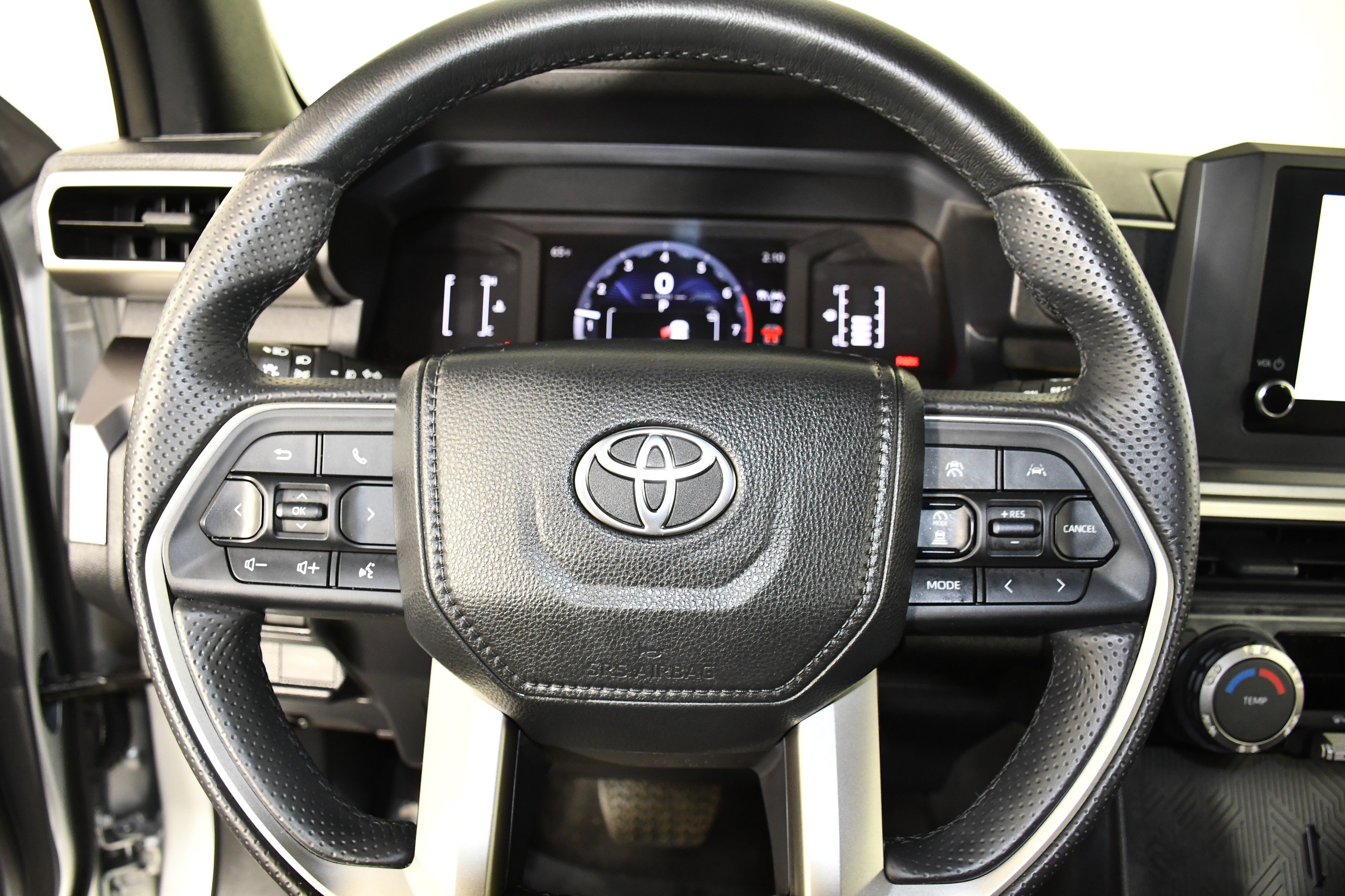 Used 2026 Toyota 4Runner SR5 AWD/4WD image 20