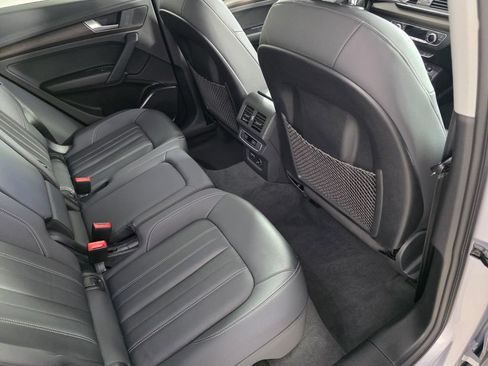 Used 2022 Audi Q5 2.0T Premium w/ Convenience Package AWD/4WD image 28