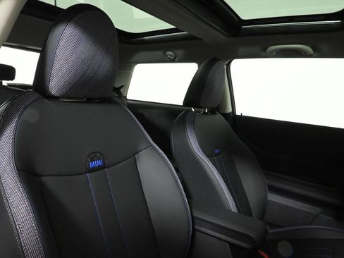Used 2025 MINI Cooper S image 34