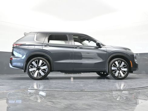 New 2026 Mitsubishi Outlander SEL FWD image 72