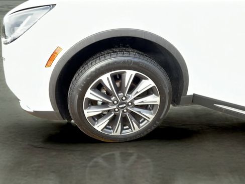 Used 2021 Lincoln Corsair Reserve w/ Elements Package image 14