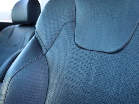 Used 2022 Kia Telluride EX w/ EX Premium Package image 25