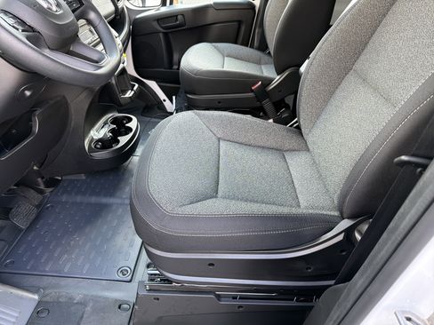 Used 2025 RAM ProMaster 2500 image 10