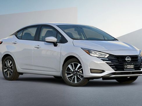 New 2025 Nissan Versa SV w/ Trunk Package image 2