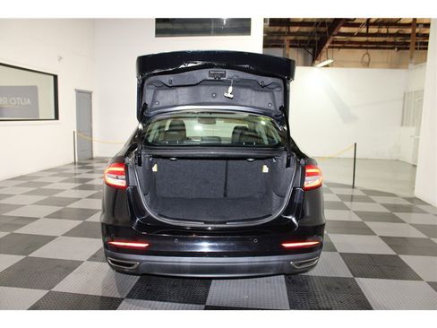 Used 2020 Ford Fusion Titanium image 20