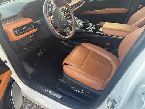 Certified 2022 Lincoln Nautilus Black Label image 5