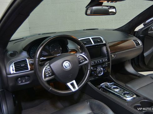 Used 2013 Jaguar XK Convertible image 13