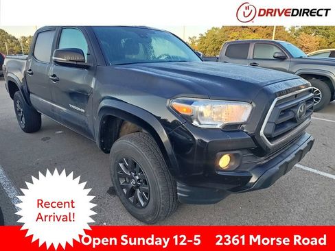 Used 2023 Toyota Tacoma SR5 w/ Technology Package AWD/4WD image 1