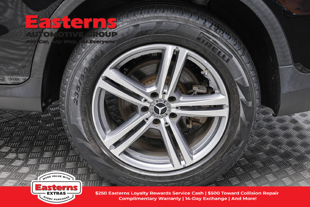 Used 2022 Mercedes-Benz GLC 300 4MATIC w/ Multimedia Package Lite image 9