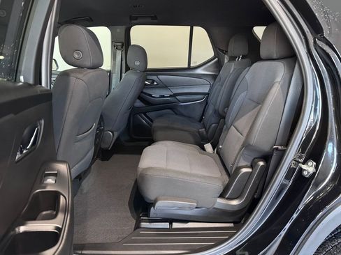 Certified 2023 Chevrolet Traverse LT image 8
