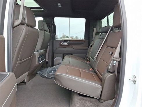 New 2026 GMC Sierra 3500 Denali w/ Denali Reserve Package image 6