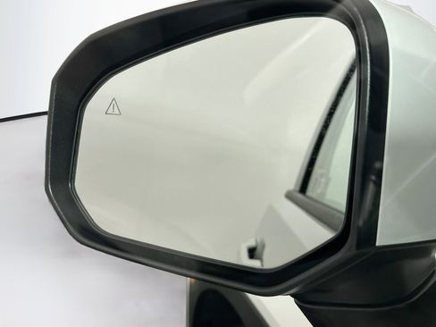 Used 2026 Hyundai Santa Fe SEL FWD image 16