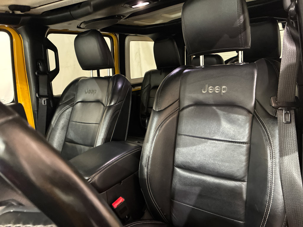 Used 2018 Jeep Wrangler Unlimited Sahara w/ Quick Order Package 24M Moab AWD/4WD image 13