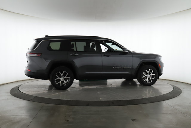 Used 2025 Jeep Grand Cherokee L Limited w/ Trailer Tow Package AWD/4WD image 6
