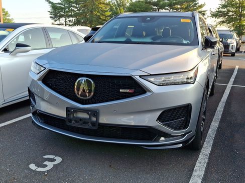 Used 2023 Acura MDX Type S AWD/4WD image 2