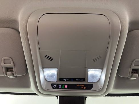 Used 2024 Chevrolet Equinox LS image 33