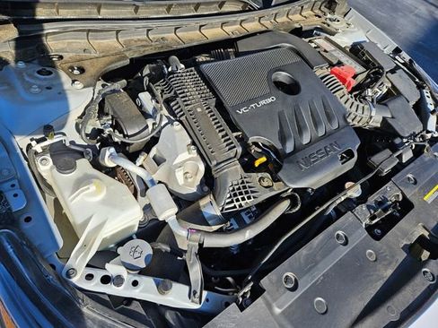 Used 2024 Nissan Altima 2.0 SR image 17