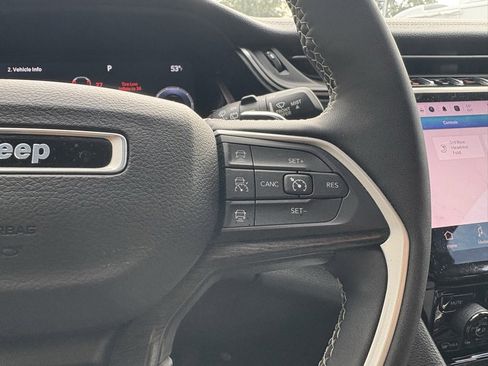 Certified 2023 Jeep Grand Cherokee L Limited w/ Black Appearance Package image 21