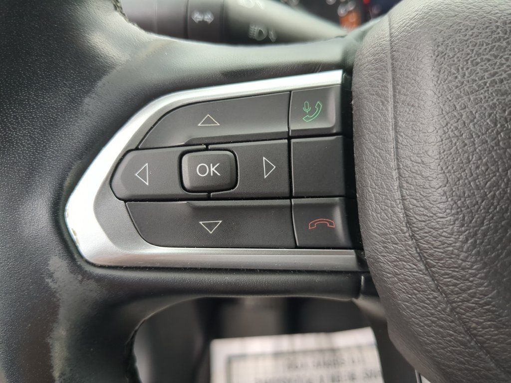 Used 2022 Jeep Compass Latitude AWD/4WD image 29