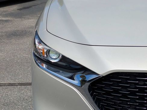 Certified 2025 MAZDA MAZDA3 s FWD image 10
