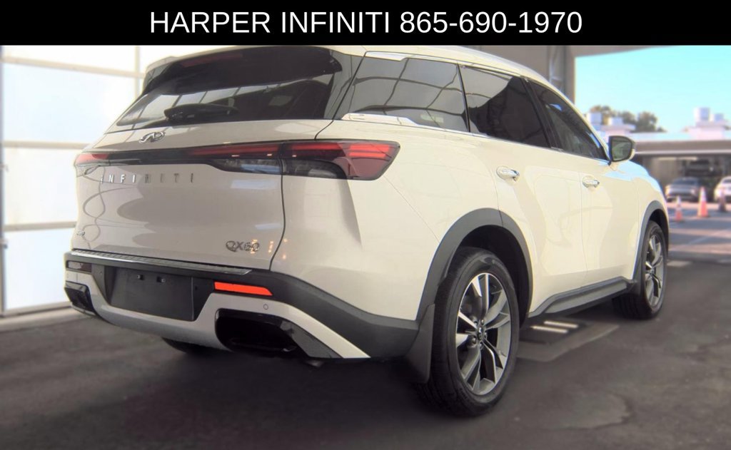 Used 2023 INFINITI QX60 Luxe w/ Cargo Package AWD/4WD image 3