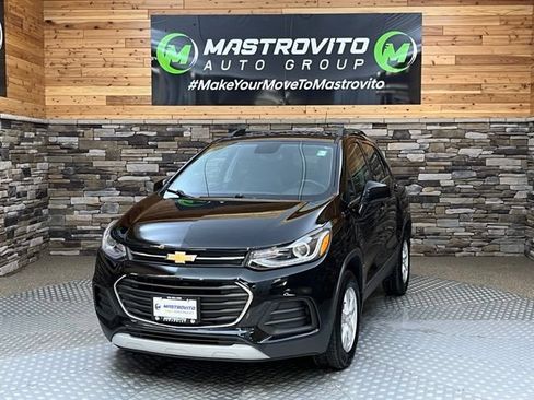 Used 2019 Chevrolet Trax LT w/ Driver Confidence Package AWD/4WD image 4
