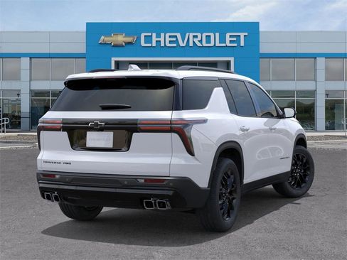 New 2026 Chevrolet Traverse LT image 4