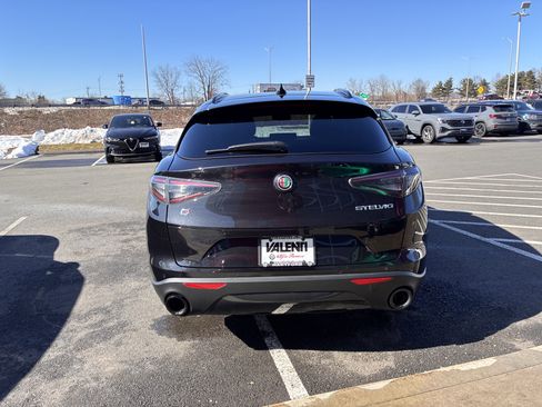New 2026 Alfa Romeo Stelvio Sprint w/ Convenience Package image 8